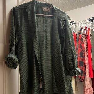 MENS PLAID BUTTON UP